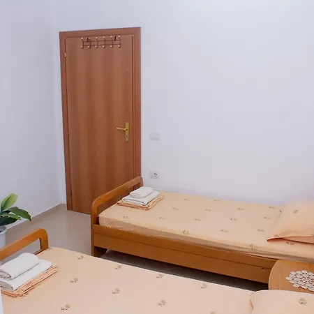 Maison d'hôtes Rent Ismolli *