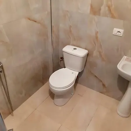 Rent Ismolli *